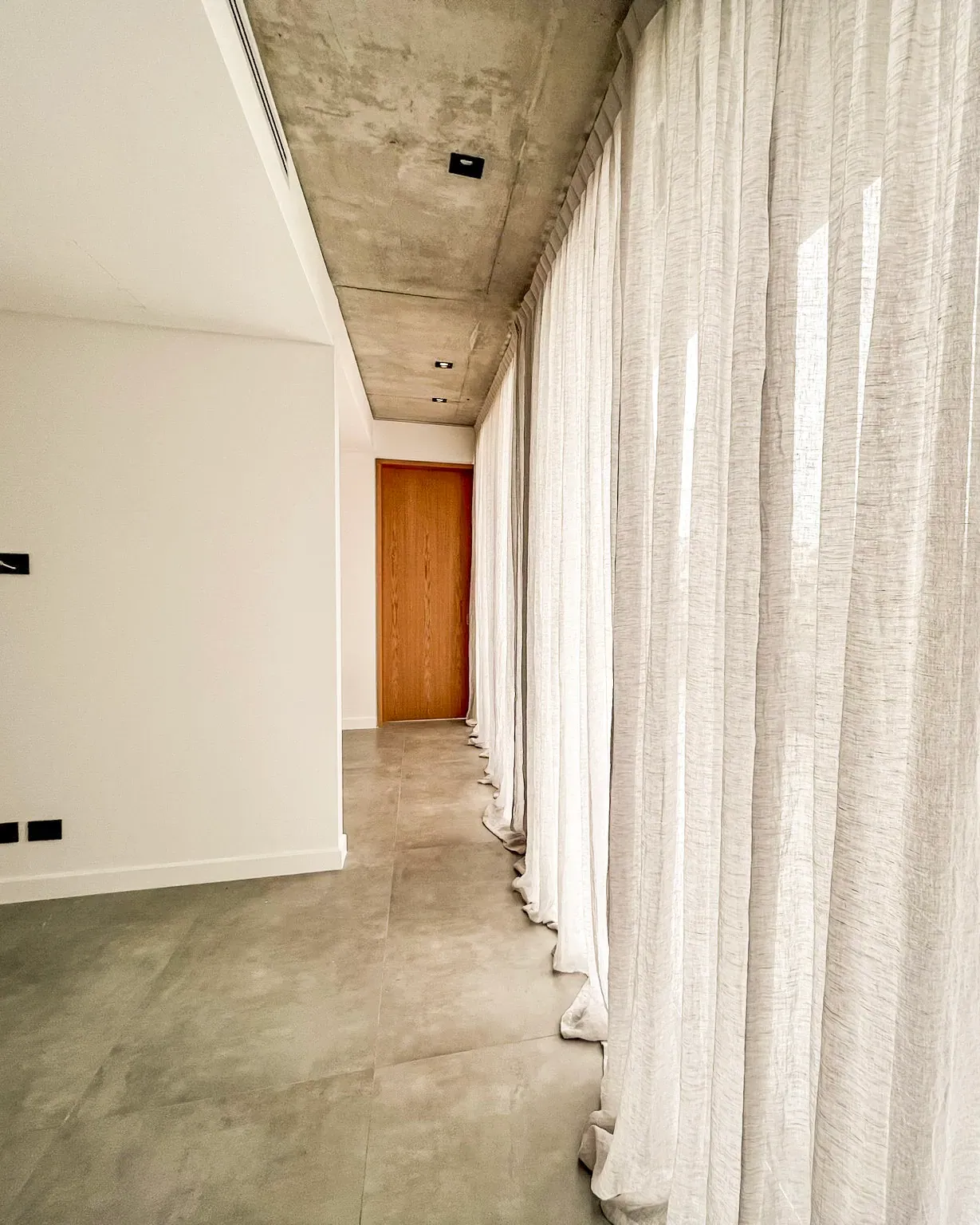 Detalle de un trabajo de cortinas tradicionales.
